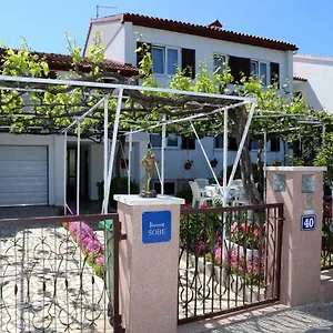 3* Gostinjska kuća Meri